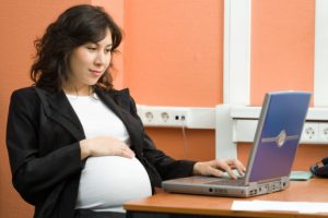 Mujeres autónomas embarazadas